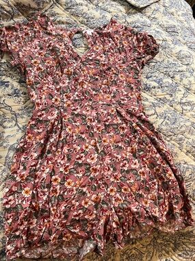 Xhilaration Pink Floral V-Neck Mini Dress